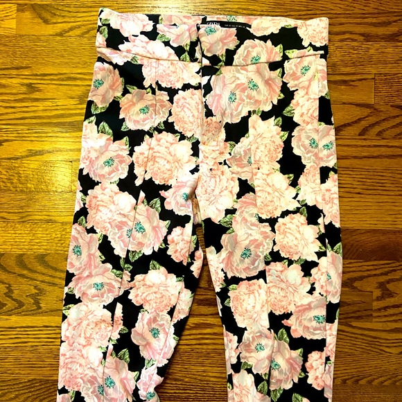 Zara stretch rose-printed flared slacks - Picture 5 of 5